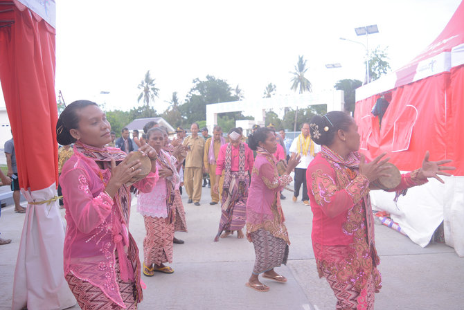 festival wonderful indonesia di pos lintas batas negara plbn wini