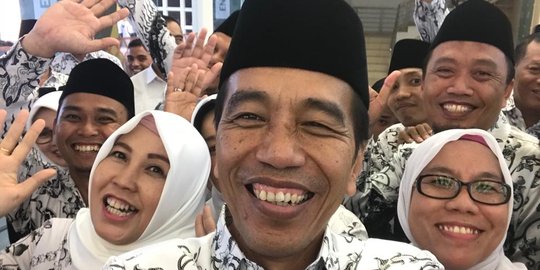 Bertemu Pengurus PGRI, Jokowi Minta Masukan Soal Guru Honorer
