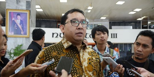 Insiden Pembunuhan, Fadli Zon Minta Pengamanan di Papua Dievaluasi