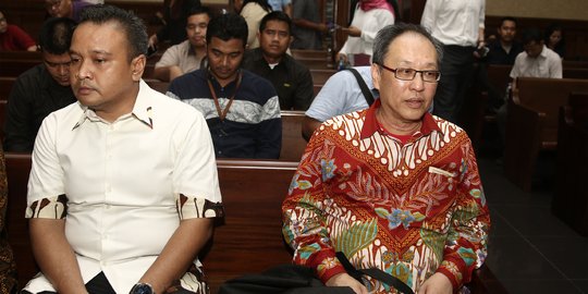 Terdakwa Korupsi e-KTP, Irvanto dan Made Oka Masaagung Divonis 10 Tahun Penjara