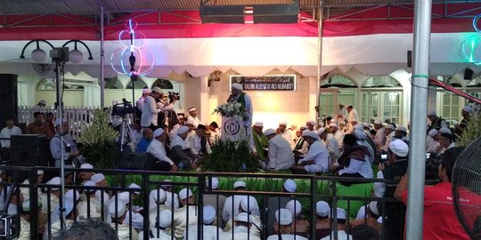 Prabowo dan AHY Hadiri Acara Maulid Nabi di Masjid Kwitang