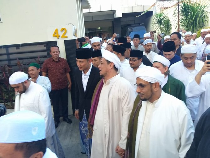 prabowo dan ahy hadiri maulid nabi di masjid kwitang