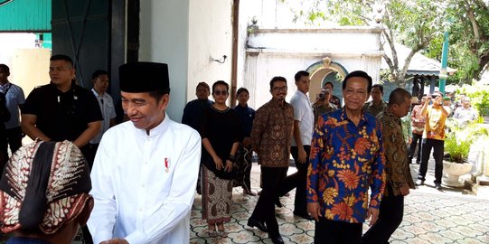 Jokowi Kunjungi Keraton, Gelar Pertemuan Empat Mata dengan Sultan HB X