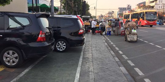 Pemprov DKI Akan Kurangi Ruang Parkir di Kawasan Sudirman Thamrin