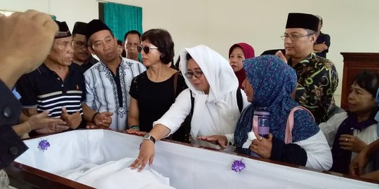 Polisi Tetapkan Tersangka dan Tahan Sopir Penabrak Mobil NH Dini