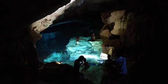 Pesona Gua Kristal, Grotta Azzurra-nya Kupang