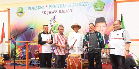 Wagub Uu Buka Porseni 1 Penyuluh Agama se-Jawa Barat