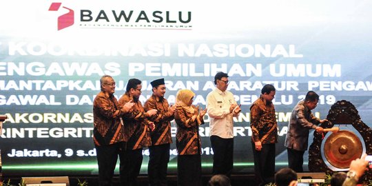 Wapres Jusuf Kalla Buka Rakornas Bawaslu