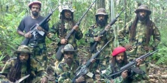 Darimana Senjata KKB Papua Berasal?