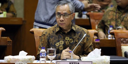 Bahas Anggaran, OJK Rapat dengan Komisi XI DPR
