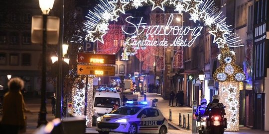 Pria Bersenjata Serang Warga Prancis di Pasar Natal, 3 Tewas dan 12 Terluka