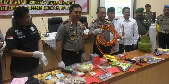 Jebol Plafon & Pakai Alat Las, Modus 6 Pencuri Lintas Daerah Bobol Mesin ATM