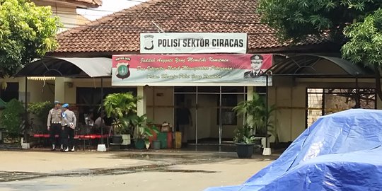 Polisi Belum Pastikan Pembakar Polsek Ciracas Anggota TNI