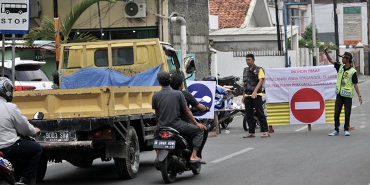 Operasional Truk Jumbo Resmi Dibatasi di Kabupaten Tangerang per 14 Desember