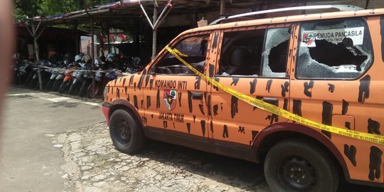 Kantor Pemuda Pancasila di TMII Diamuk Massa