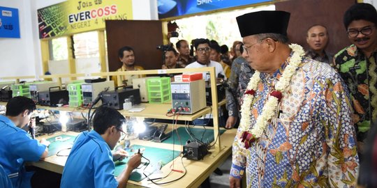 Ini Saran Menko Darmin Agar SMK Bisa Cetak Tenaga Kerja Andal