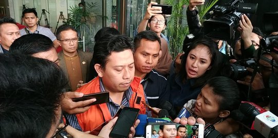 Bupati Cianjur Ditahan KPK: Mohon Maaf atas Kelalaian Saya Awasi Aparat