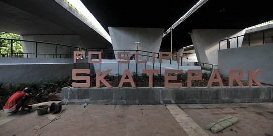Menengok Pembangunan Skate Park di Kolong Flyover Slipi