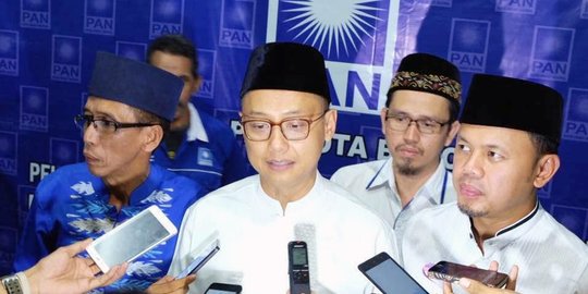 Muhidin Dipecat Karena Dukung Jokowi, DPP PAN Rombak Pengurus DPW Kalsel