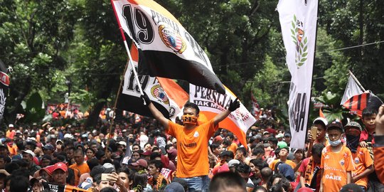 Anies Puji Jakmania Suporter Santun, Bersemangat dan Tertib