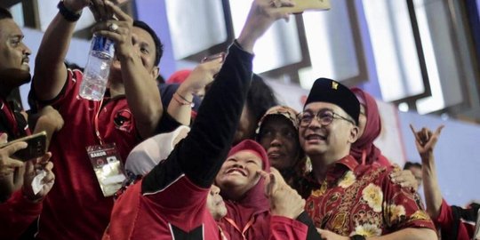 Politisi PDIP Ajak Relawan Aktif Tangkal Fitnah ke Jokowi