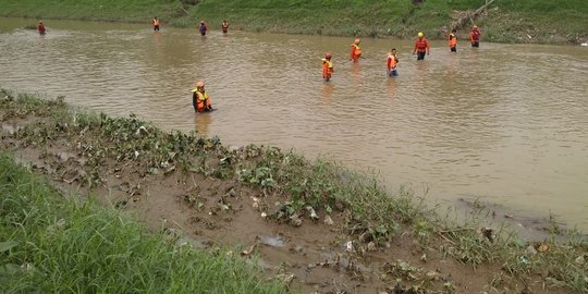 Mahasiswa Unnes Hilang Saat Mancing di Sungai Kaligarang
