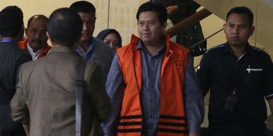 Geledah 8 Lokasi Terkait Korupsi Bupati Cianjur, KPK Sita Kendaraan