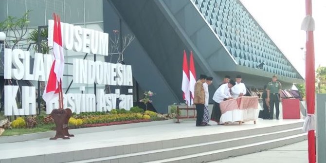 Presiden Jokowi Resmikan Museum Islam Indonesia KH Hasyim  