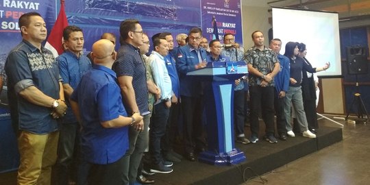 Sekjen Demokrat Sebut Ada Tekanan Turunkan Atribut Partai di Riau