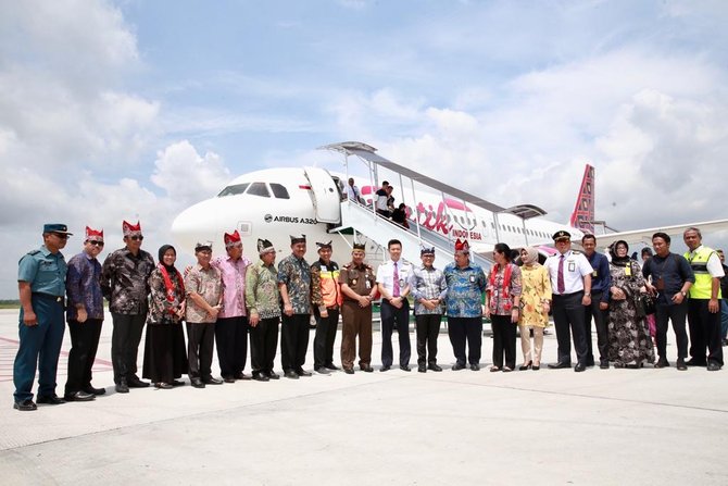 batik air resmi terbangi rute jakarta banyuwangi