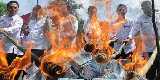 Cegah Insiden Tercecer, 1 Juta e-KTP Rusak Dimusnahkan Kemendagri