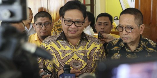 Airlangga Minta Caleg Golkar Manfaatkan Teknologi dan Media Sosial untuk Gaet Pemilih