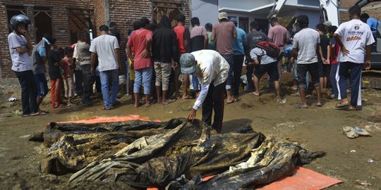 Penemuan Puluhan Jenazah Korban Tsunami Aceh di Galian Septic Tank