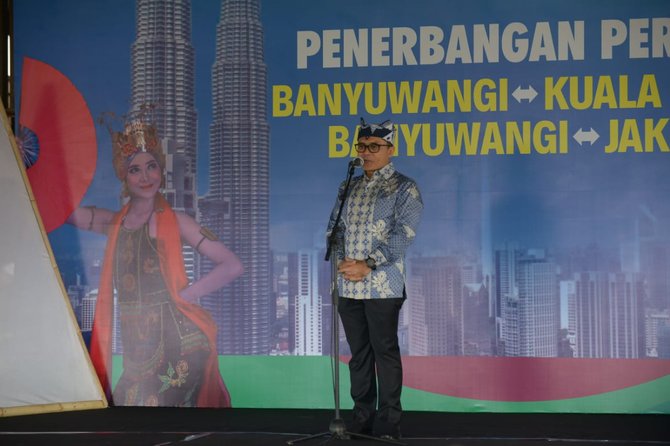 bandara banyuwangi resmi melayani penerbangan internasional ke kuala lumpur