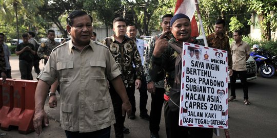 Jalan Kaki Dari Tegal, Rahman Akhirnya Berjumpa dengan Prabowo