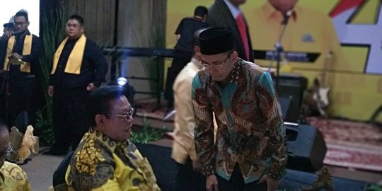 TGB Hadiri Acara Golkar Silaturahmi Akhir Tahun 2018