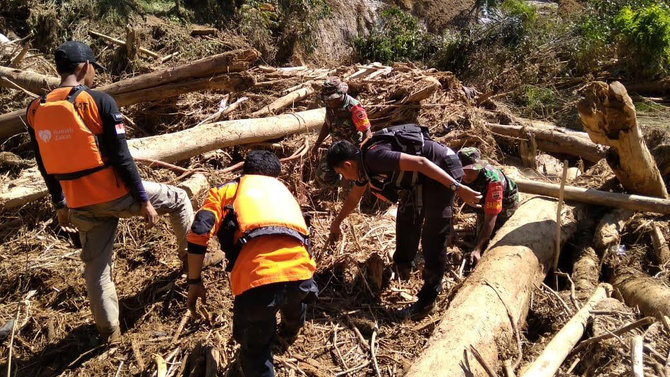 korban banjir di dairi