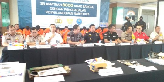 Pesan 50 Kg Bahan Baku Ekstasi dari Malaysia, Satria Baja Hitam ditangkap