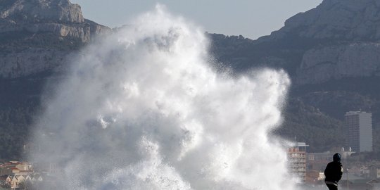 Tsunami Banten, BPBD Pandeglang Sebut 33 Tewas dan 288 Luka