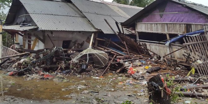 4 Kecamatan Terparah Kena Tsunami di Lampung, Warga Ngungsi ke Kantor Gubernur