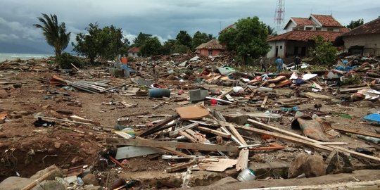 Ketua DPR Minta Penanggulangan Usai Tsunami Banten Fokus ke Penanganan Medis