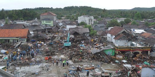 Pantauan Udara Kerusakan Paling Parah Akibat Tsunami Selat Sunda