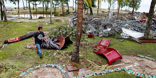 Kondisi Panggung Seventeen yang Hancur Dihantam Tsunami di Tanjung Lesung