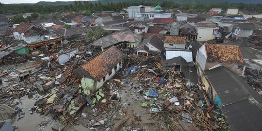 Pemerintah Akan Bangun Rumah Korban Tsunami Lampung