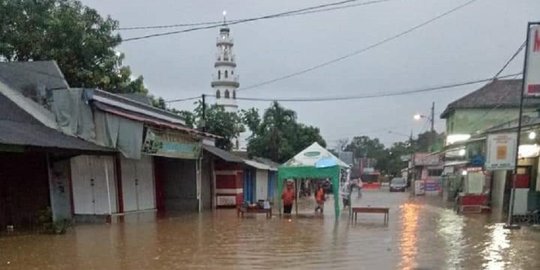 700 Kepala Keluarga di Kecamatan Labuan Pandeglang Mengungsi Usai Dilanda Banjir