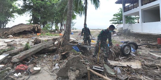 Korban Tsunami Bertambah, Pemerintah Kirim Kontainer Pendingin Jenazah ke Pandeglang