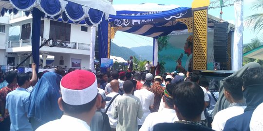 Hadiri Peringatan 14 Tahun Tsunami, WN Jepang Gowes 200 Km dari Meulaboh-Banda Aceh