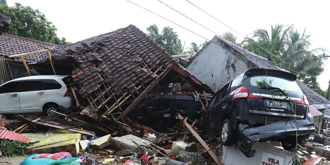 Keajaiban-Keajaiban saat Tsunami Banten Menerjang