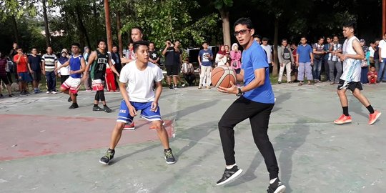 Sandiaga Ingin Main Basket dengan Jokowi di Manahan