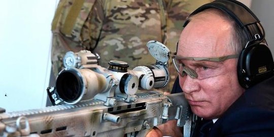 Rusia Pamer Senjata Anyar, Militer AS Kurang Dana dan Pesawat Tempur Makin Tua